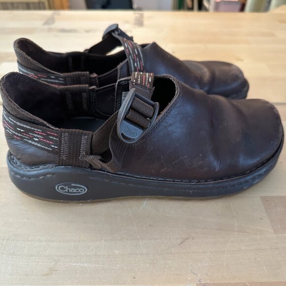 Chaco Ws slip-on shoes, sz 8.5, brown leather w/chaco strap - Picture 1 of 13